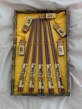 Vintage Wood Dragon Chopstick Set Box [5 Pair]